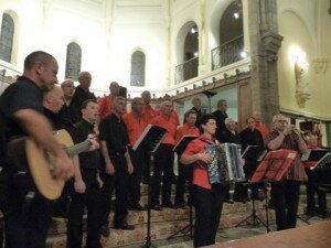 mercredi 17 juillet 2013 presentation Kanta Gogotik a Biarritz 013